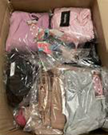 LOT MIXTE DE VÊTEMENTS EN STOCK -001 . 3,99€